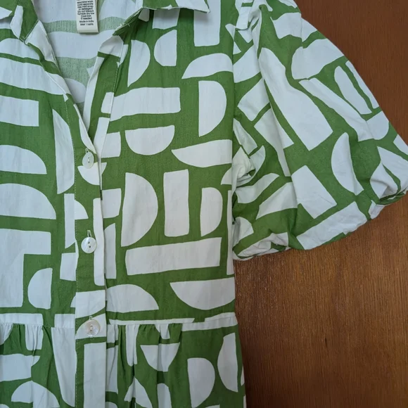 Jessica Simpson Green and White Geo Patterned Mini Summer Button Dress XS - Picture 4 of 9